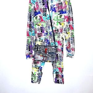 NWT Love Star brand "The Graffiti Waffle Weave"Cropped athletic core set size XL